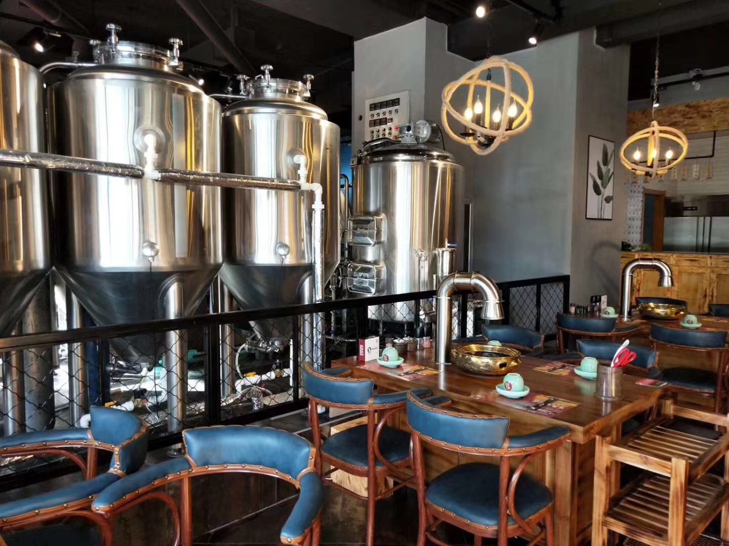 酒吧华体(中国)