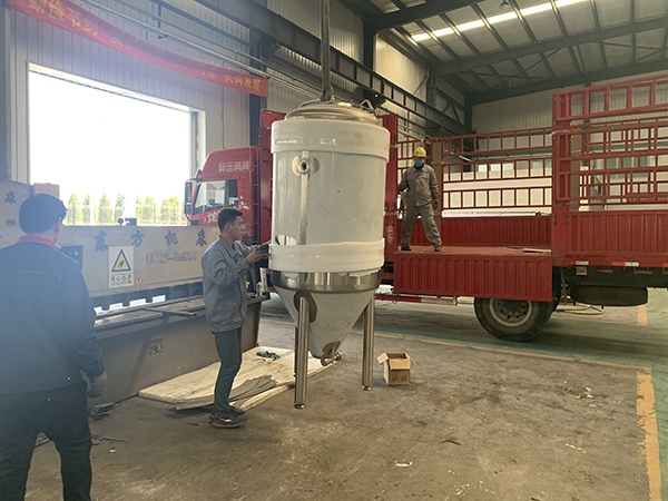 华体(中国)发酵罐