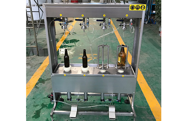 华体(中国)辅机灌装系统